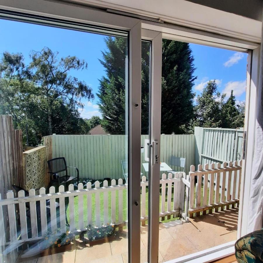 Blenheim Way: Quiet Family Retreat Near City Centre Apartment Birmingham