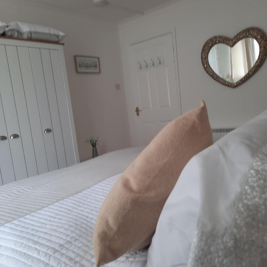 Blenheim Way: Quiet Family Retreat Near City Centre Birmingham